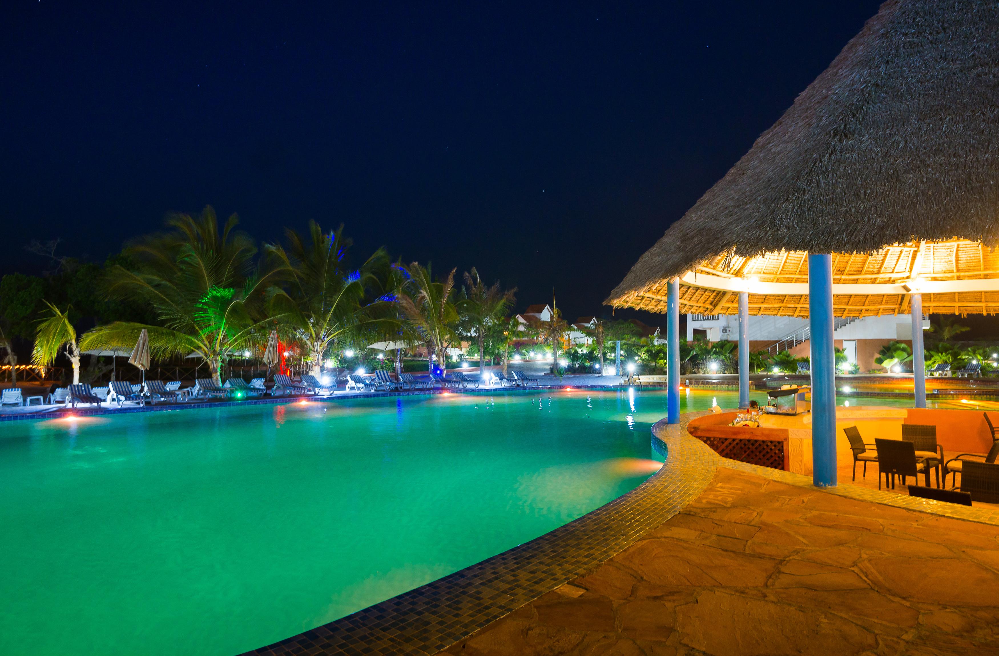 Azao Resort & Spa Pongwe Exterior photo