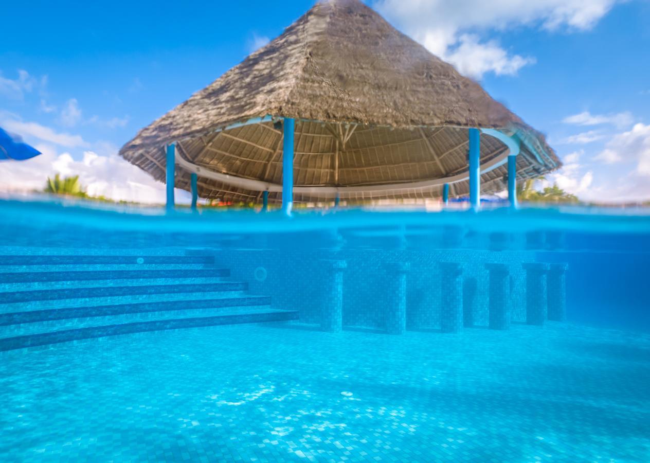Azao Resort & Spa Pongwe Exterior photo