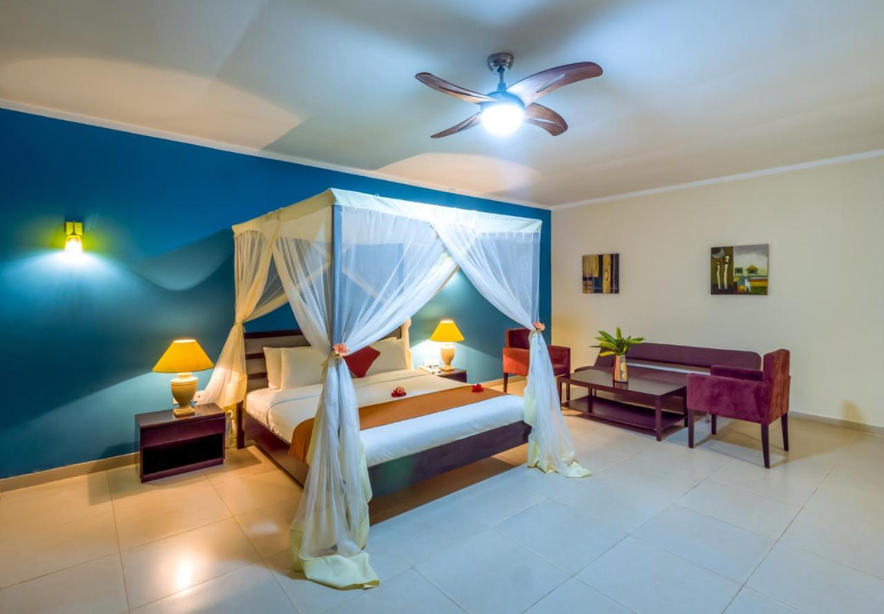 Azao Resort & Spa Pongwe Exterior photo