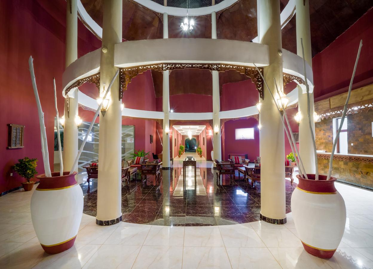 Azao Resort & Spa Pongwe Exterior photo